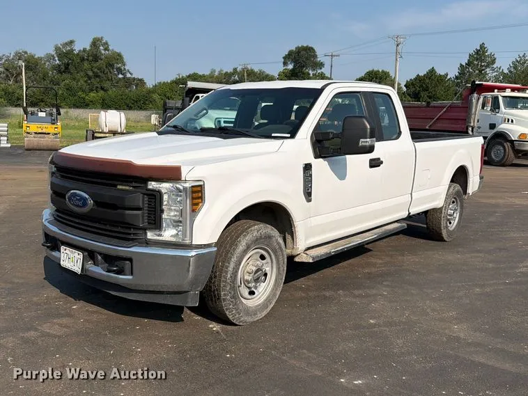 2019 Ford F250 Super Duty XL Ext. Cab Pickup Truck
