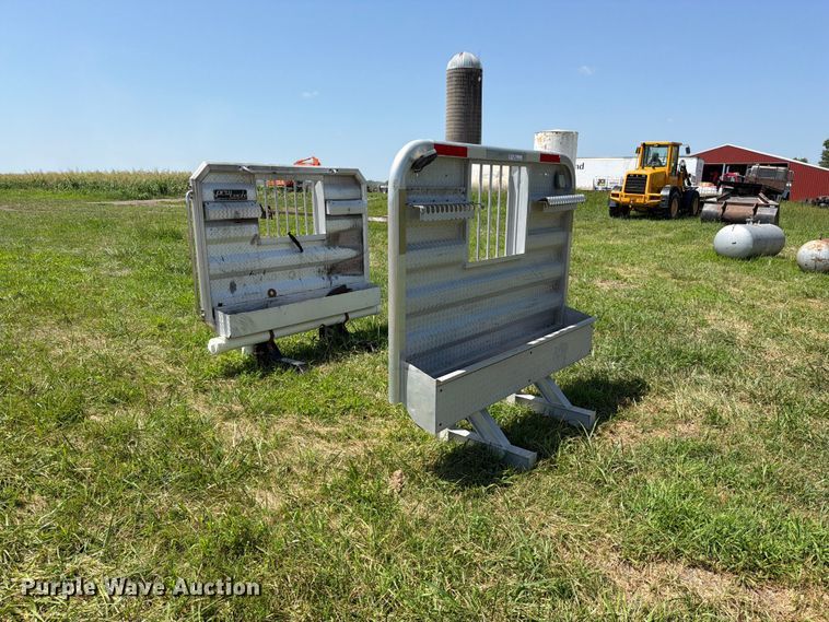 (2) Aluminum Headache Racks - photo 3