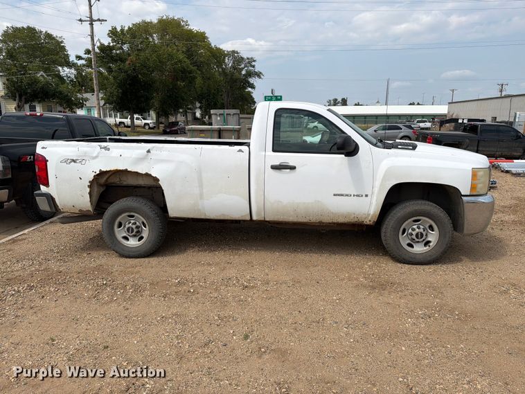 2007 Chevrolet Silverado 2500HD Pickup Truck - photo 4