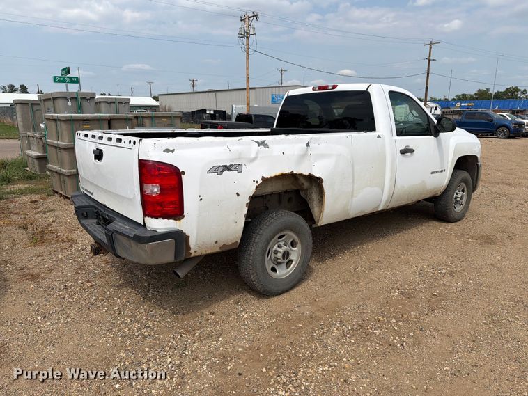 2007 Chevrolet Silverado 2500HD Pickup Truck - photo 5