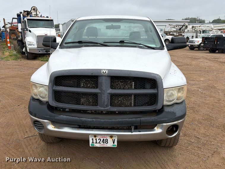 2005 Dodge Ram 2500 Pickup Truck - photo 2