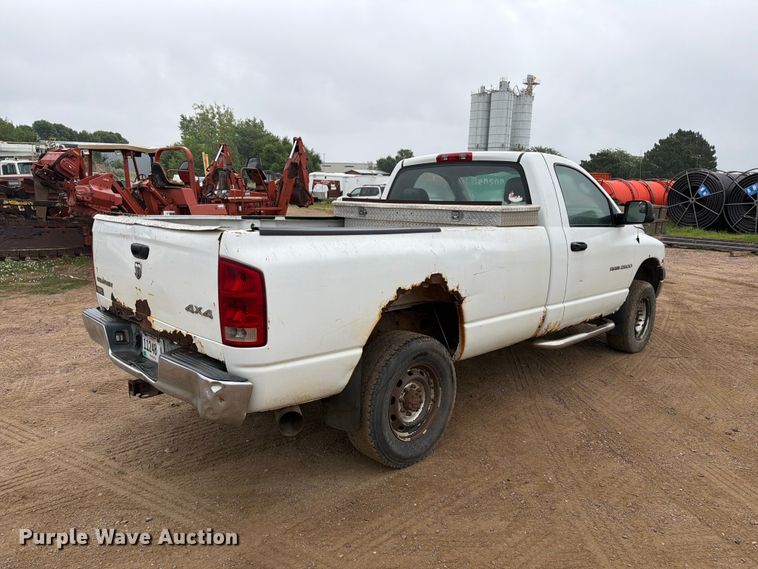 2005 Dodge Ram 2500 Pickup Truck - photo 5