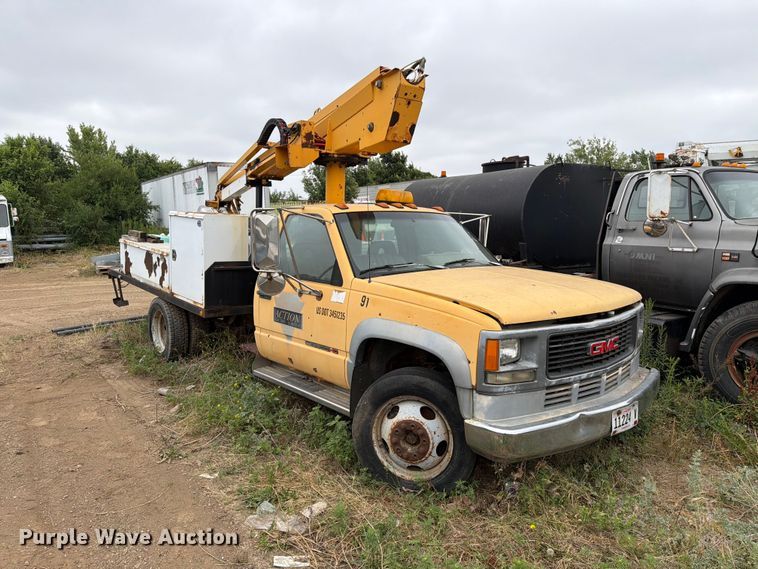 1994 GMC 3500HD Bucket Truck - photo 3