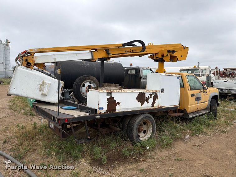 1994 GMC 3500HD Bucket Truck - photo 5
