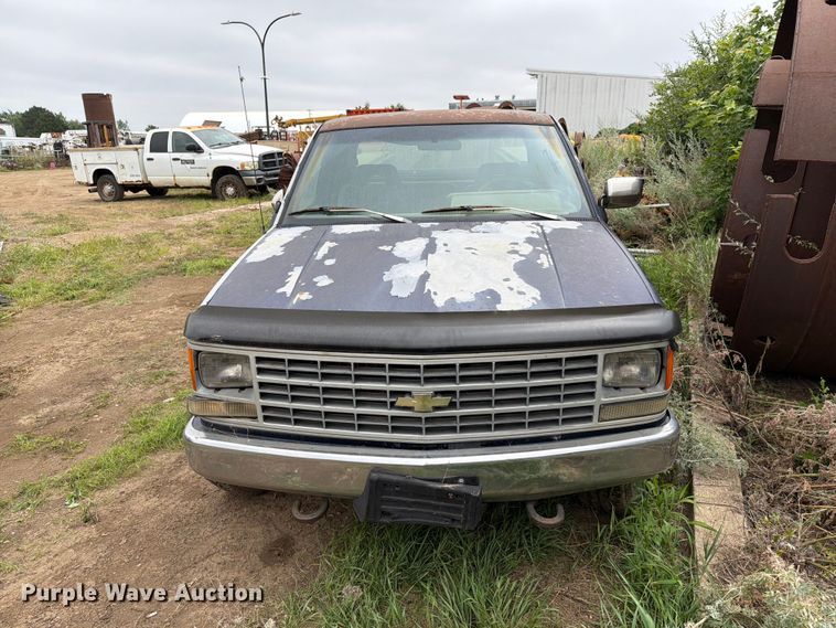 1993 Chevrolet 2500 Ext. Cab Utility Bed Pickup Truck - photo 2