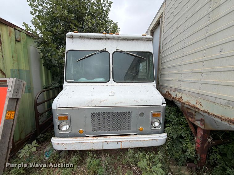 1976 GMC Delivery Van - photo 2