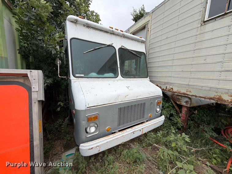 1976 GMC Delivery Van - photo 3