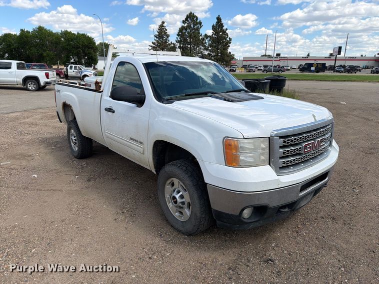2014 GMC Sierra 2500HD Pickup Truck - photo 3