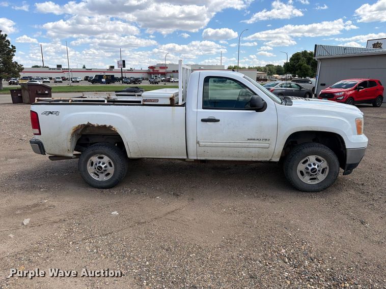 2014 GMC Sierra 2500HD Pickup Truck - photo 4