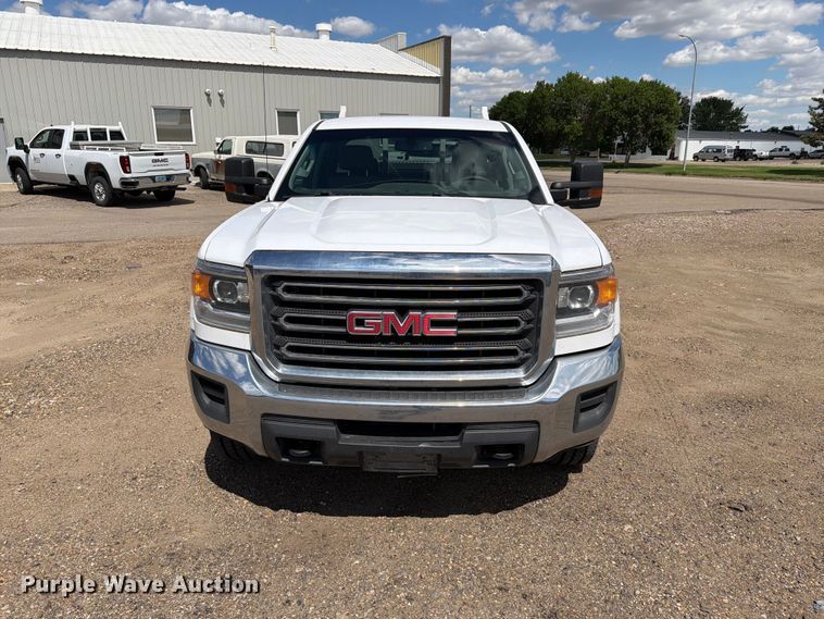 2019 GMC Sierra 2500HD Ext. Cab Pickup Truck - photo 2