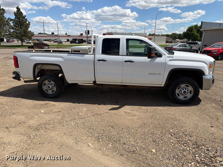 2019 GMC Sierra 2500HD Ext. Cab Pickup Truck - photo 4