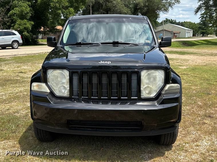 2012 Jeep Liberty SUV - photo 2