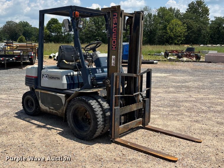 Komatsu FD20-11 Forklift - photo 3