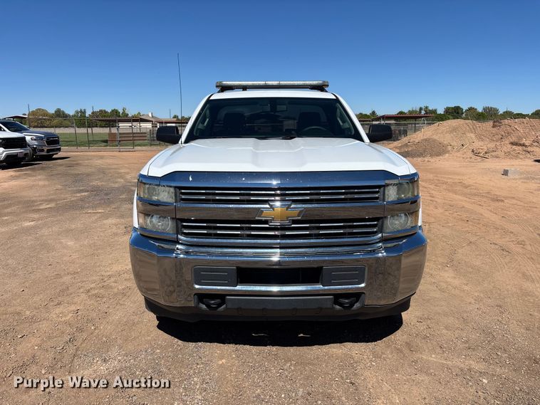 2016 Chevrolet Silverado 2500HD Pickup Truck - photo 2