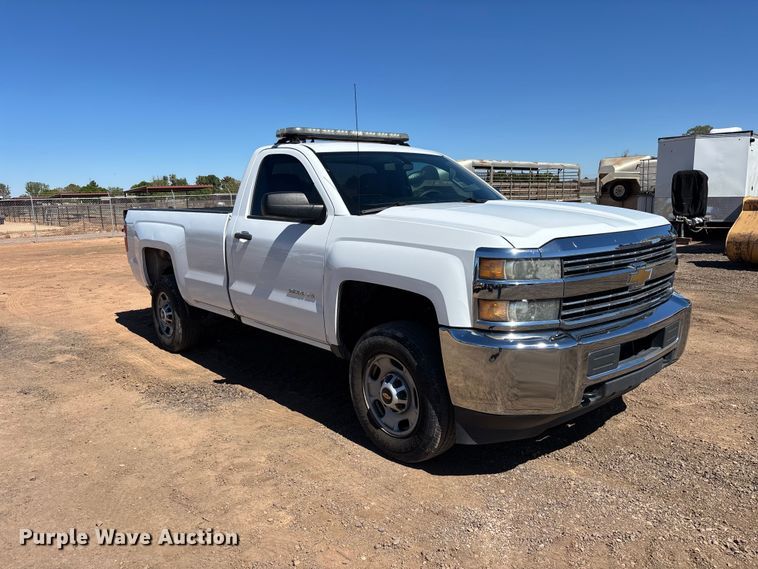 2016 Chevrolet Silverado 2500HD Pickup Truck - photo 3