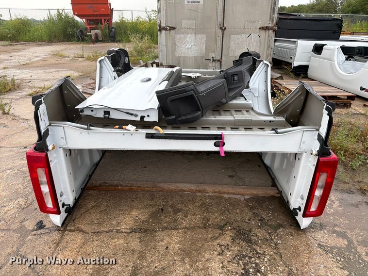 Ford Super Duty Pickup Truck Bed - photo 2