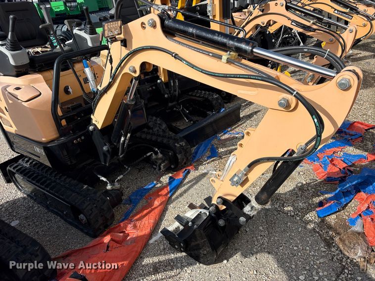 2024 Erie EM15 Mini Excavator - photo 3