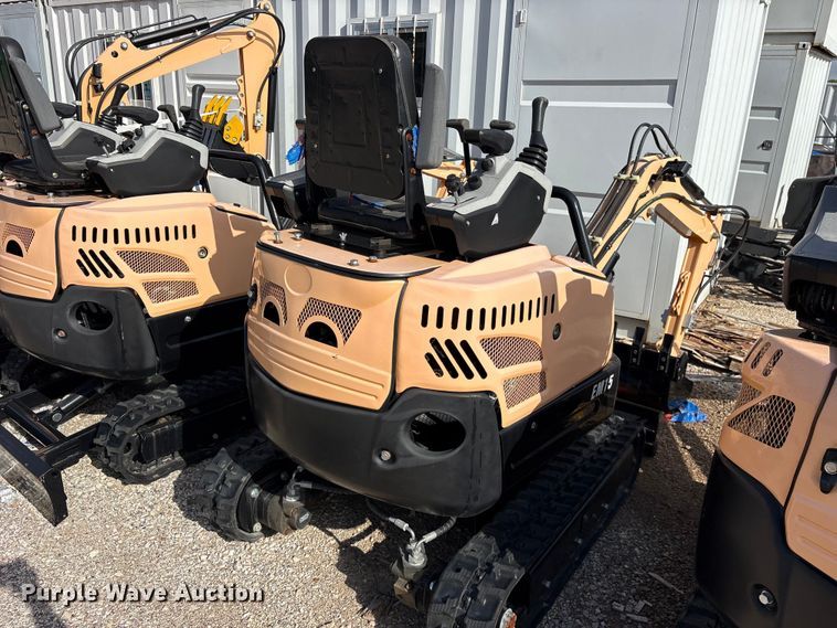 2024 Erie EM15 Mini Excavator - photo 5