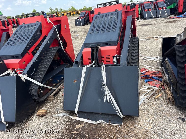 2024 Erie SCL850 Compact Utility Loader - photo 2