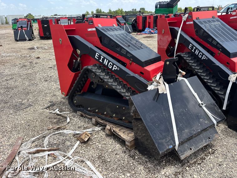 2024 Erie SCL850 Compact Utility Loader - photo 3