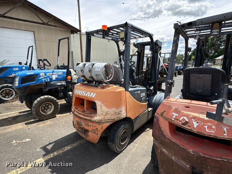 Doosan G25P-5 Forklift - photo 4