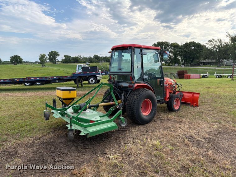 2005 Kubota B3030 HSDC MFWD Tractor - photo 5