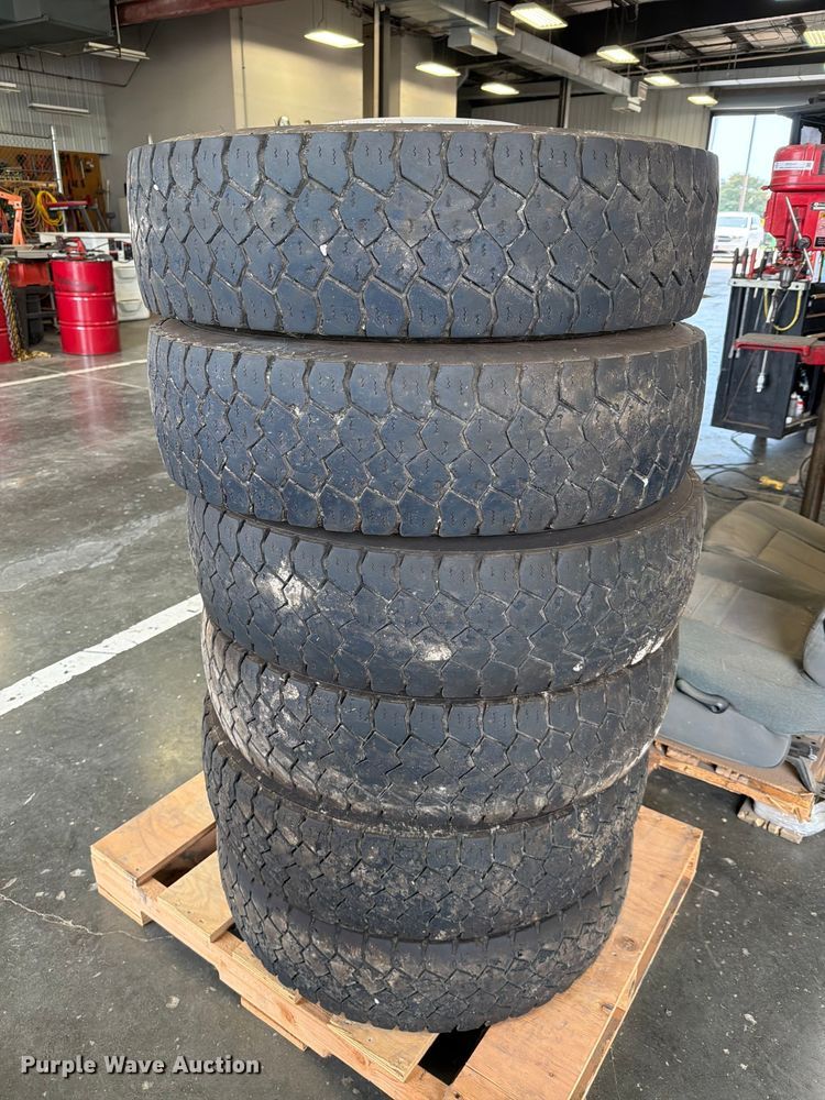 (6) Goodyear 225/70R19.5 Tires And Wheels - photo 2