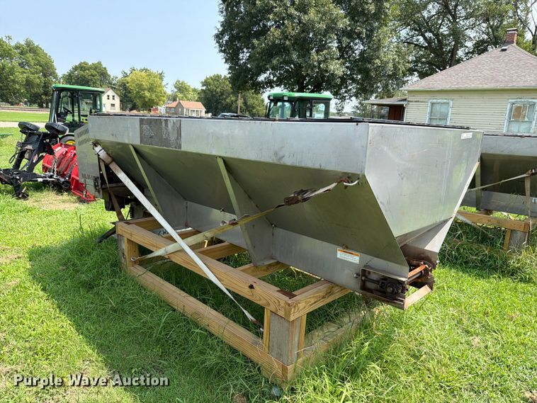 Buyers Salt Dogg Spreader - photo 3