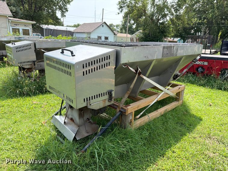 Buyers Salt Dogg Spreader - photo 4