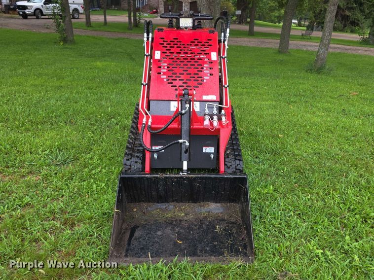 2026 AGT YSRT14 Compact Utility Loader - photo 2