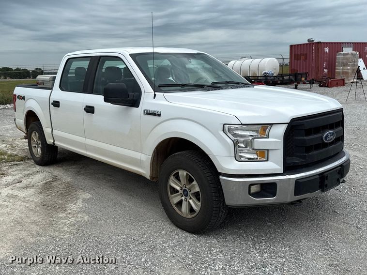 2016 Ford F150 XL Crew Cab Pickup Truck - photo 3