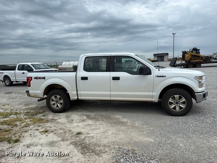2016 Ford F150 XL Crew Cab Pickup Truck - photo 4