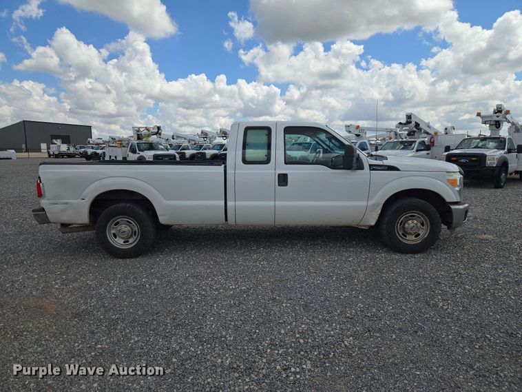 2012 Ford F250 Super Duty Ext. Cab Pickup Truck - photo 4