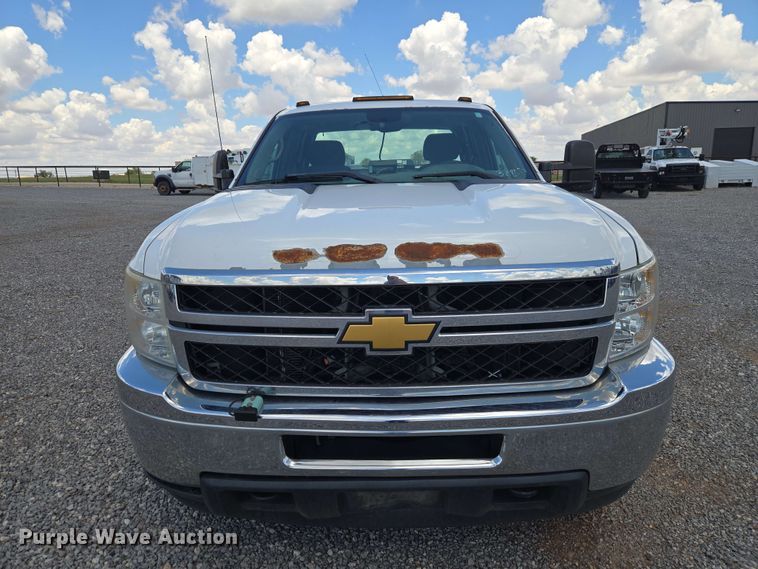 2012 Chevrolet Silverado 2500HD Ext. Cab Pickup Truck Cab And Chassis - photo 2