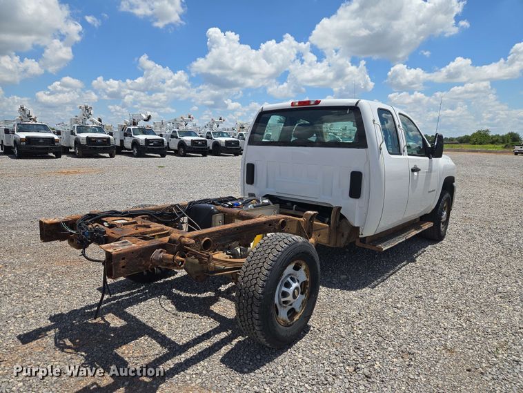 2012 Chevrolet Silverado 2500HD Ext. Cab Pickup Truck Cab And Chassis - photo 5