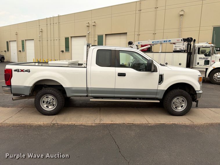 2021 Ford F250 Ext. Cab Pickup Truck - photo 4