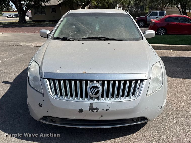 2010 Mercury Milan - photo 2