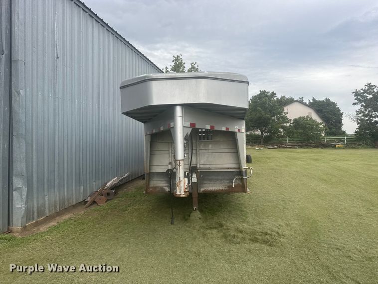 2009 Titan Trailer Mfg. 9R3178 Livestock Trailer - photo 2