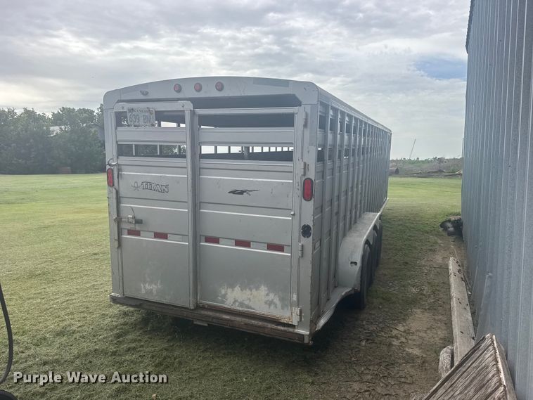 2009 Titan Trailer Mfg. 9R3178 Livestock Trailer - photo 4