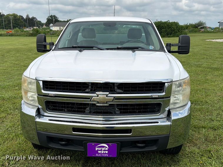 2010 Chevrolet Silverado 3500HD Utility Bed Pickup Truck - photo 2