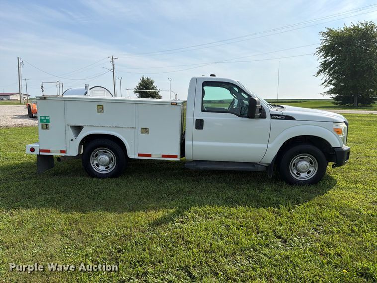 2012 Ford F250 Utility Bed Pickup Truck - photo 4