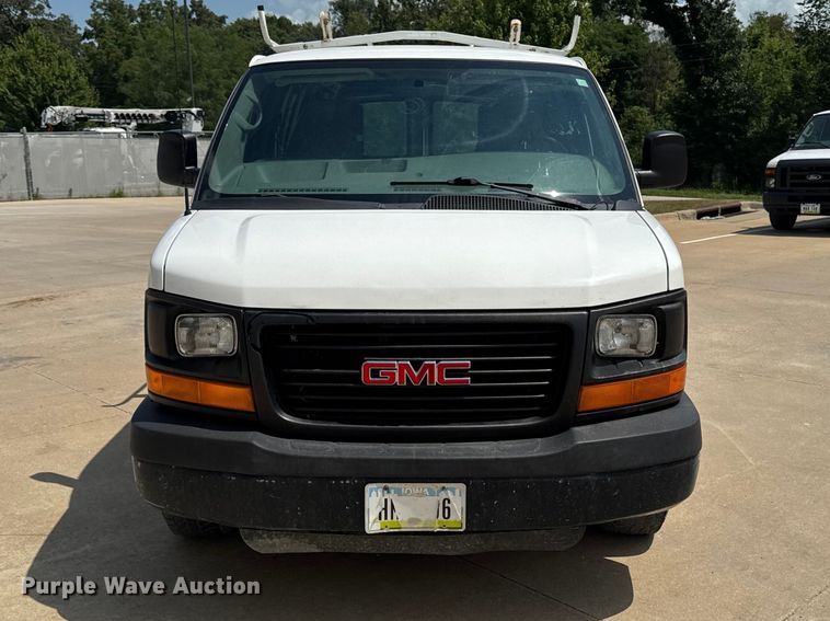 2014 GMC Savana G2500 Van - photo 2