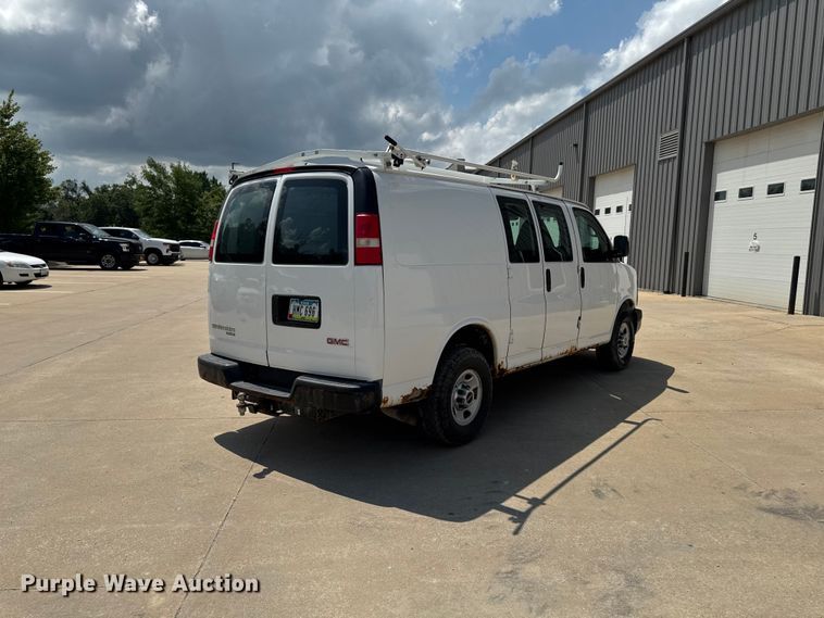 2014 GMC Savana G2500 Van - photo 5