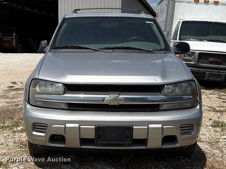 2008 Chevrolet Trailblazer SUV - photo 2