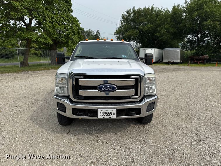 2016 Ford F350 Super Duty Ext. Cab Pickup Truck - photo 2