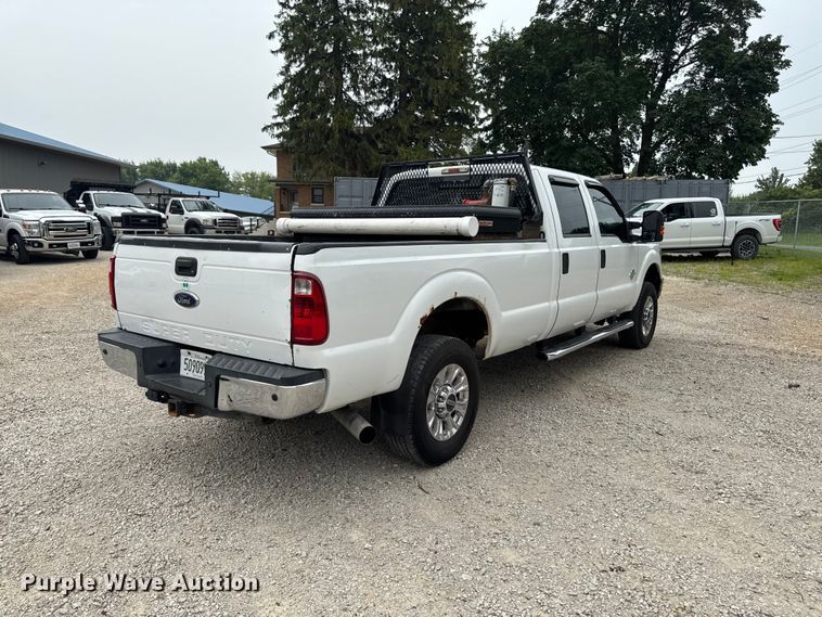 2015 Ford F250 Super Duty Crew Cab Pickup Truck - photo 5