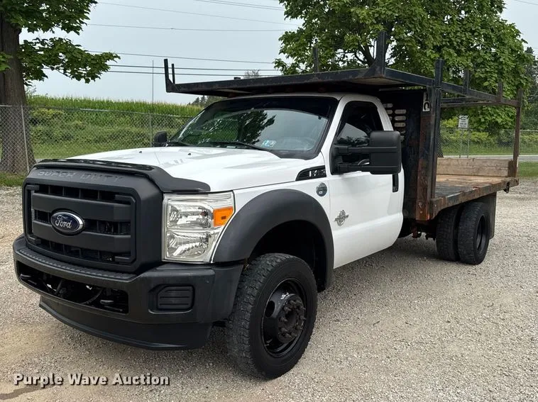2012 Ford F450 Super Duty Flatbed Truck