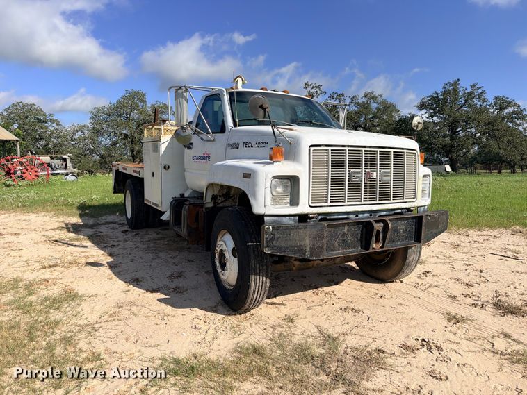 1993 GMC TopKick Flatbed Truck - photo 3