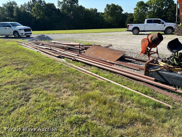 Approximately 50 Steel Beams - photo 4