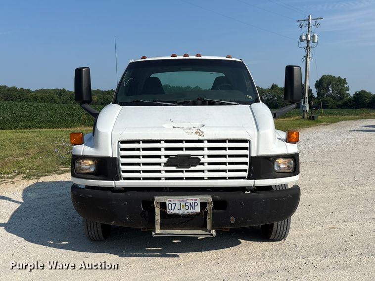 2003 Chevrolet C4500 Truck Cab And Chassis - photo 2